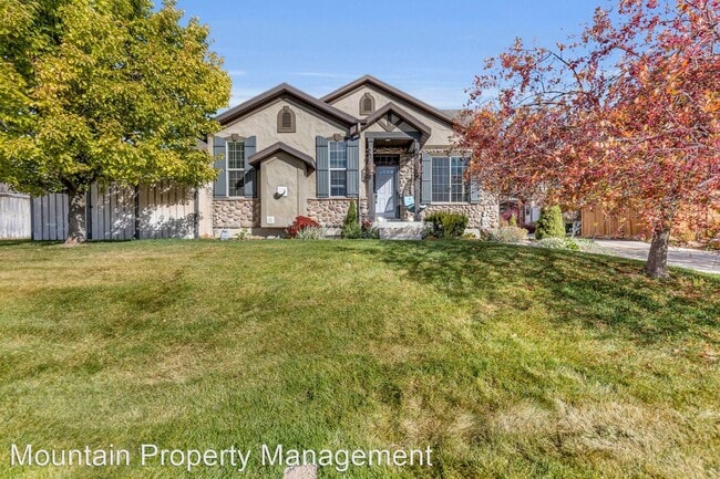 Building Photo - 5 br, 3 bath House - 834 Michie Lane