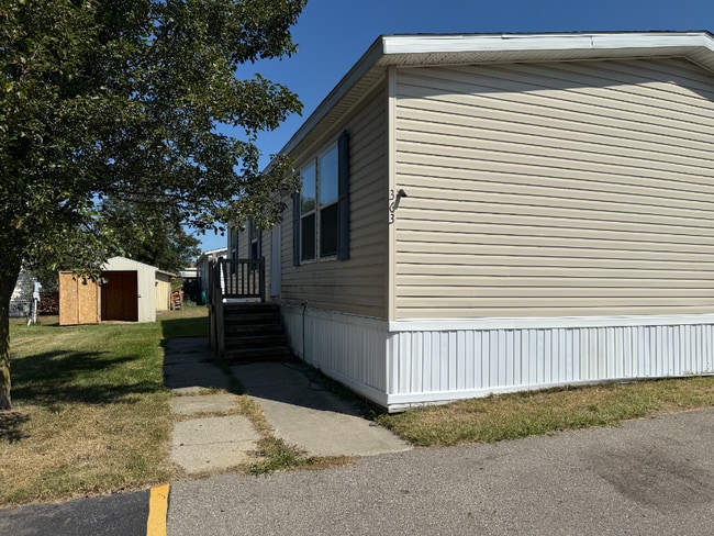 Building Photo - 363 Shummard Branch Building Photo - 363 Shummard Branch