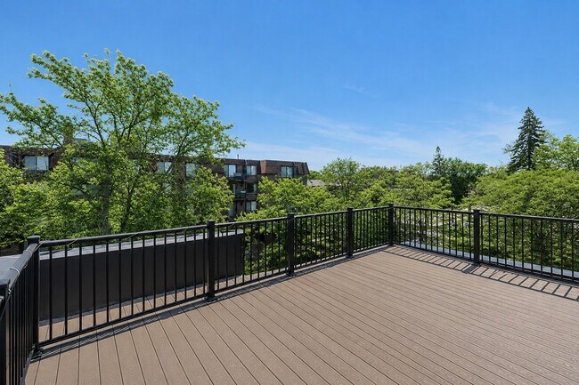 Foto del edificio - 3512 Dupont Ave S