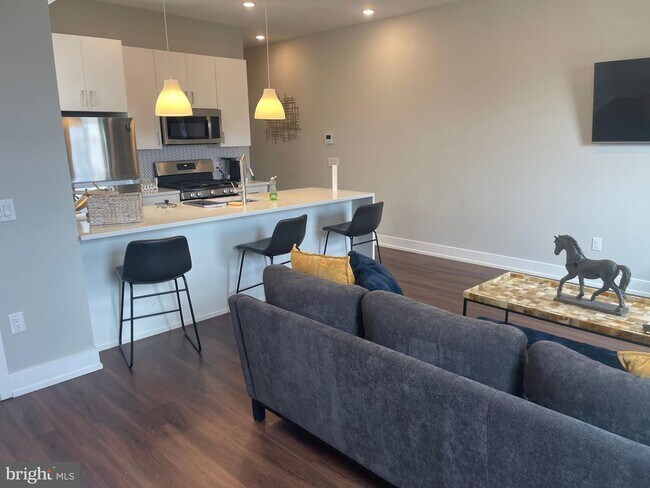 Foto del edificio - 1527-29 Ridge Ave