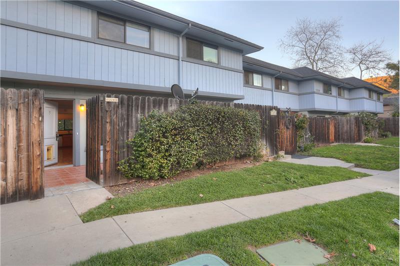 Primary Photo - 1229 Rebecca Ln