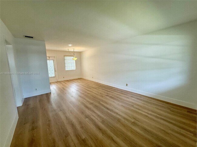 Foto del edificio - 2222 Jackson St
