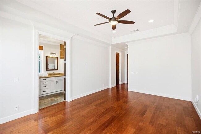 Foto del edificio - 407 Monterey Ln