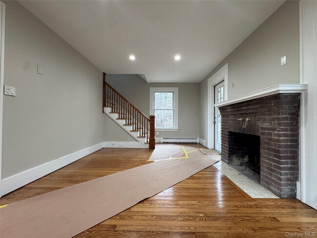 Foto del edificio - 157 NY-17M