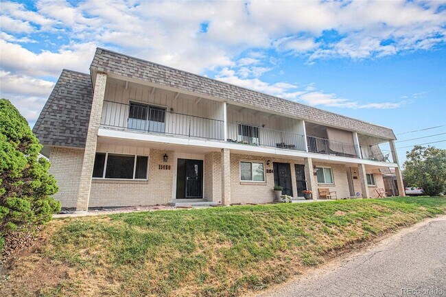 Foto del edificio - 11450 W 17th Pl