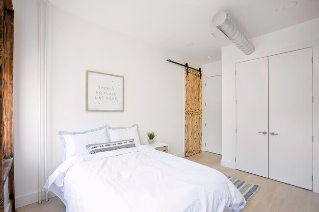 Foto del edificio - 308 Stanhope St
