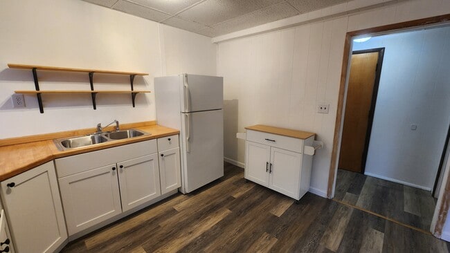 Building Photo - 4003 Garfield St