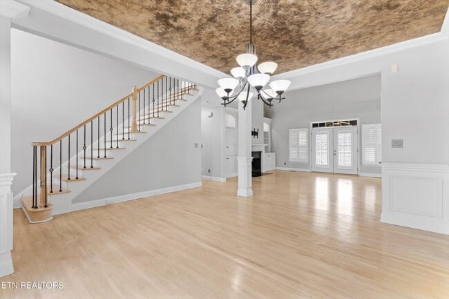 Foto del edificio - 1768 Redgrave Rd