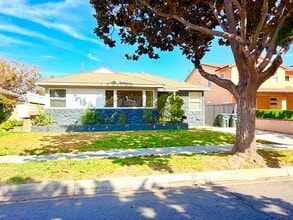 Building Photo - 4648 Adenmoor Ave