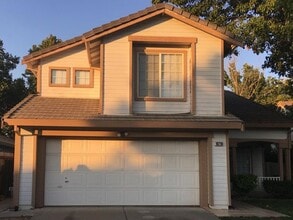 Building Photo - 10710 Basie Way