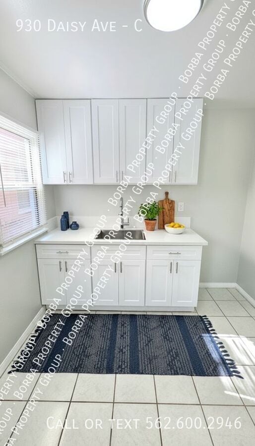 Building Photo - 930 Daisy Ave