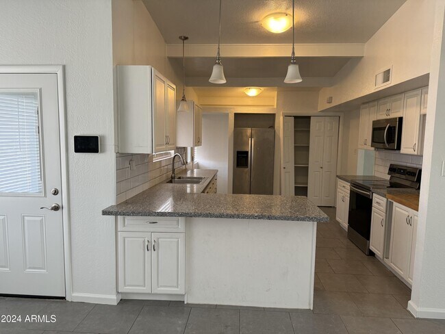 Foto del edificio - 17425 N 21st Dr