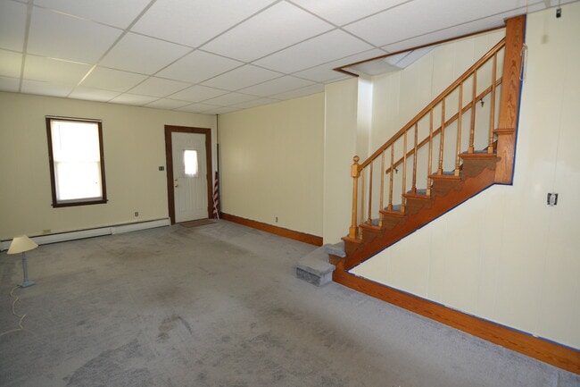 Building Photo - 6354 Jacksonville Rd