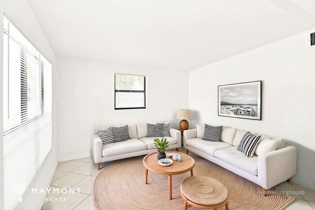 Foto del edificio - 1004 Maynard St