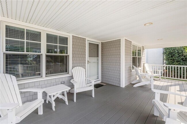 Building Photo - 36 Beachview Terrace