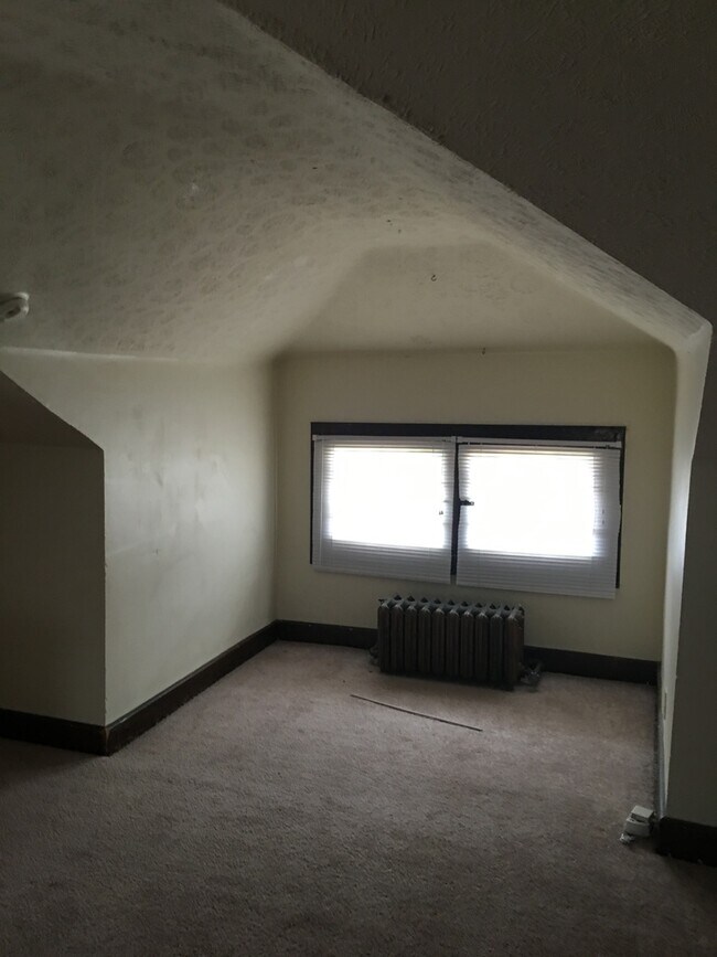 Foto del edificio - One Bedroom East End Apartment within walking distance to the Capital