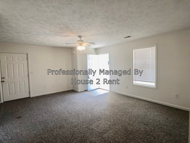 Building Photo - 801 N Garfield St