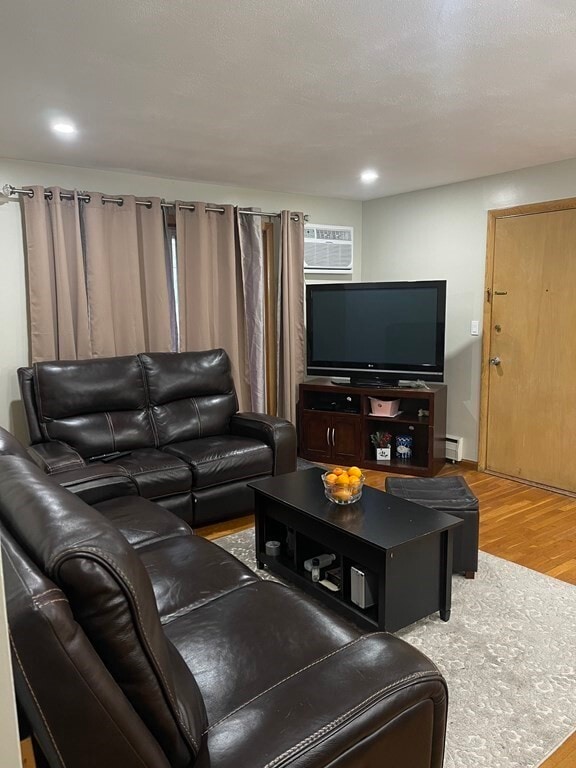 Building Photo - 57 Lionel Ave