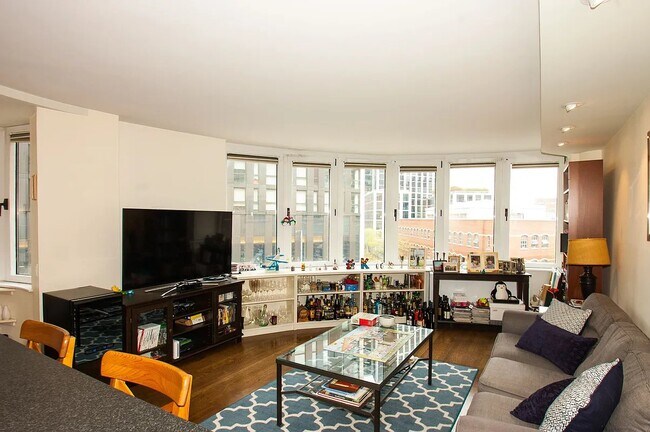 Foto del edificio - 275 Greenwich St