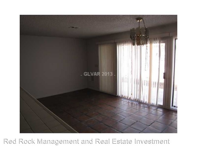 Building Photo - 3 br, 2 bath House - 6208 Sir Lancelot Circle