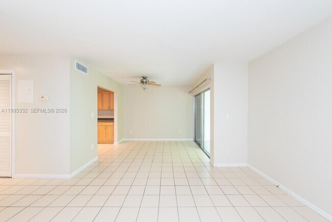 Building Photo - 5838 SW 74th Terrace
