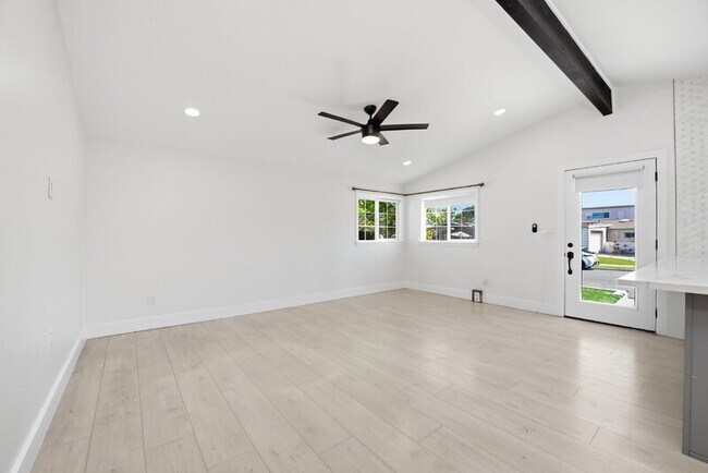 Foto del edificio - 9532 Fairbanks Ave