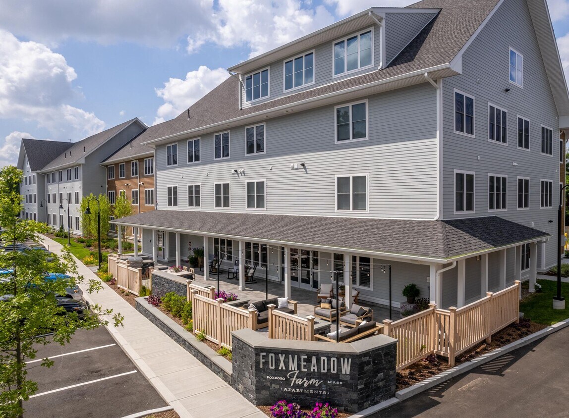 Foxmeadow Farm Apartments in Foxboro, MA