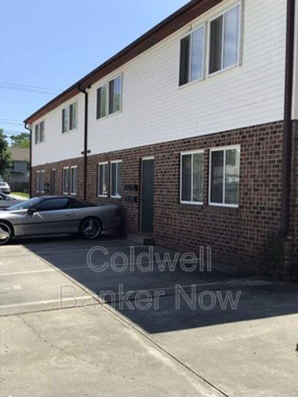Primary Photo - 3507 Sewells Point Rd
