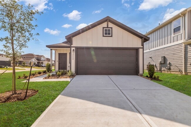 Building Photo - 24664 Monarch Forest Dr