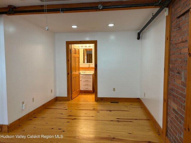 Foto del edificio - 16 Livingston St