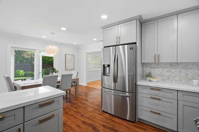 Building Photo - Beautifully Updated 3BR Campbell Home with Spacious Backyard