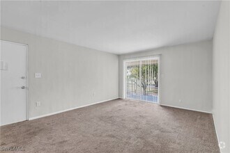 Building Photo - 1830 Maravilla Ave
