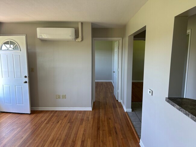 Foto del edificio - 23700 Widows Rd
