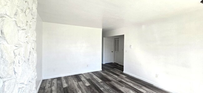Building Photo - 8200 Ptarmigan Ave