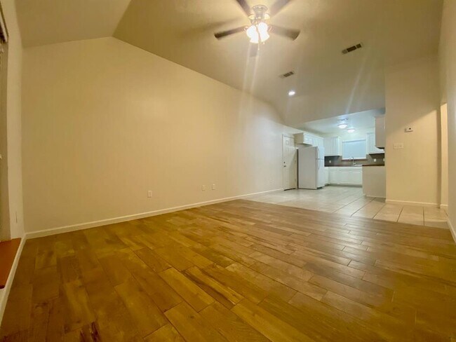 Foto del edificio - 2124 Allie Payne Rd