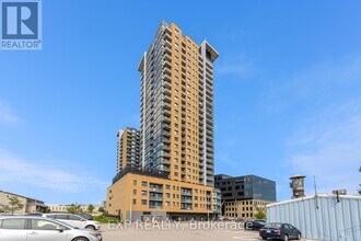 Building Photo - 108-108 Garment St