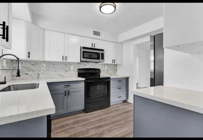 Foto del edificio - 427 NW 19th Ave