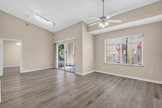 Building Photo - 4271 San Marino Blvd