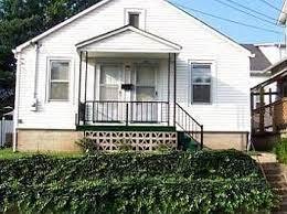 Primary Photo - 404 E 3rd St