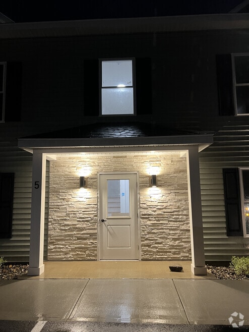 Building Photo - The Residences at Davis Pines