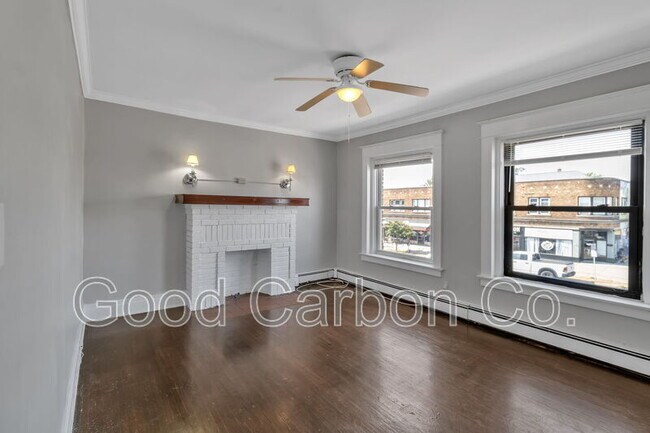 Building Photo - 1213 Hertel Ave