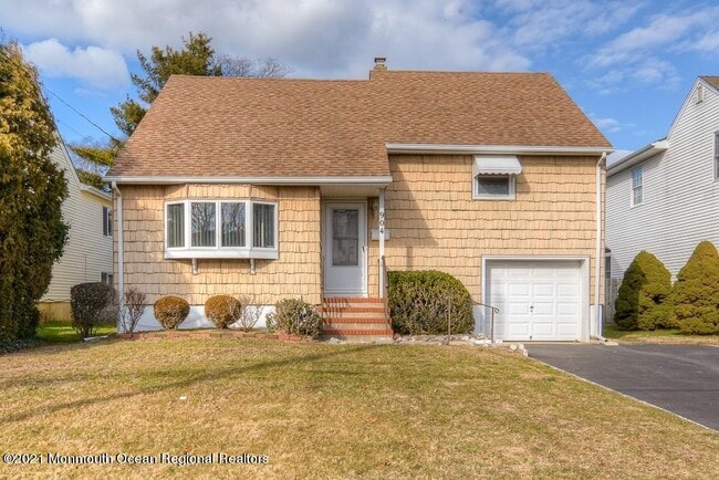 Building Photo - 904 Claridge Dr