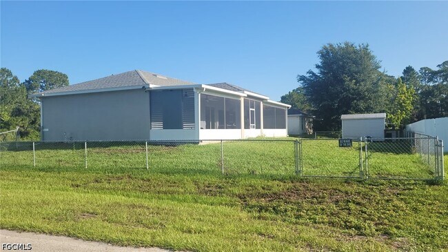 Foto del edificio - 653 Foxchase Dr