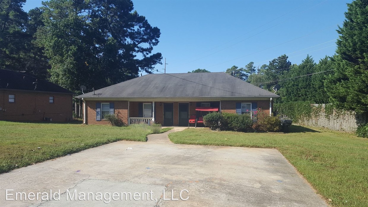 Foto principal - 405 Charleston Ln