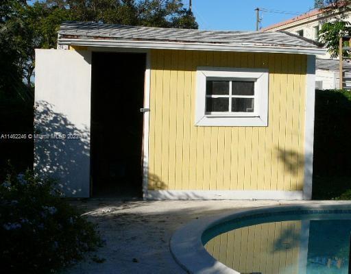 Foto del edificio - 215 SW 10th St