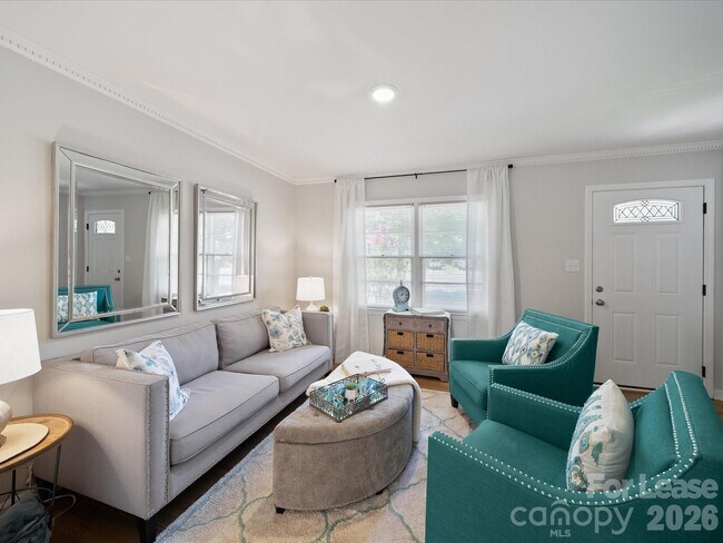 Foto del edificio - 2213 Milton Rd