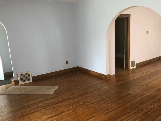 Building Photo - 765 Bluff City Blvd