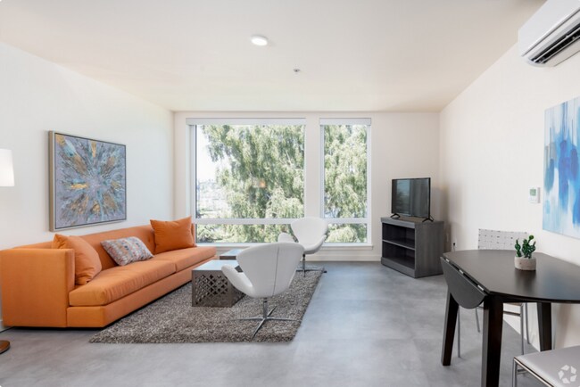 Foto del edificio - 736 Bellevue Pl E