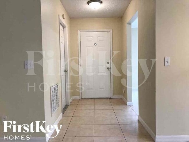 Building Photo - 7147 Hickory Branch Cir