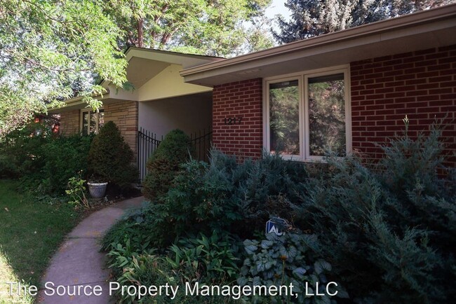 Building Photo - 4 br, 3 bath House - 1217 Lindenwood Dr